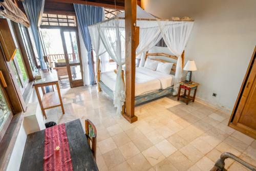 Villa Achara
