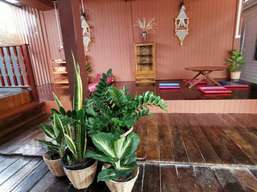 Hostal Chanida Home