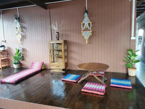 Hostal Chanida Home