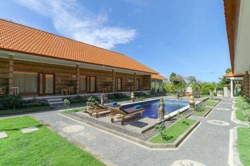 Manik Homestay