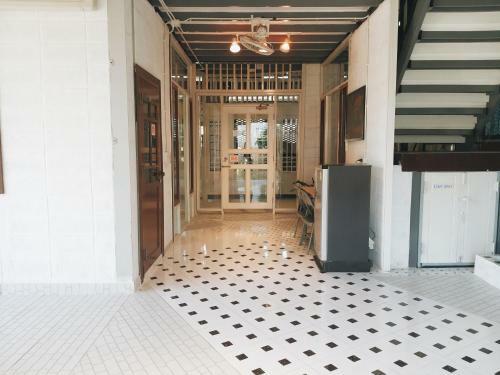 The Warehouse - Ayutthaya