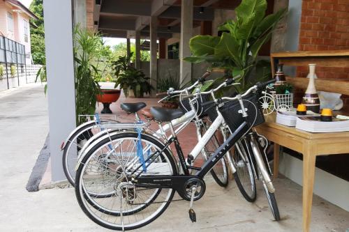 Hostal Baan Canalee (??????????)