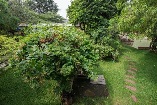 Hostal Phuttal Residence