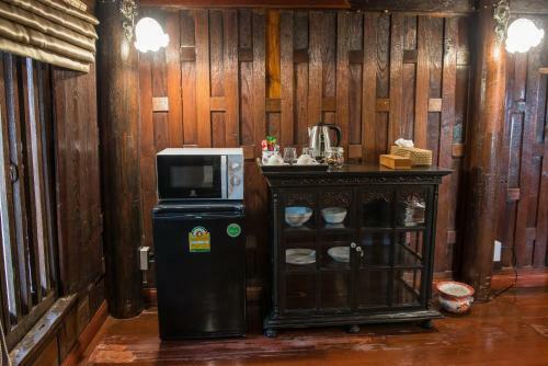 Hostal Phuttal Residence