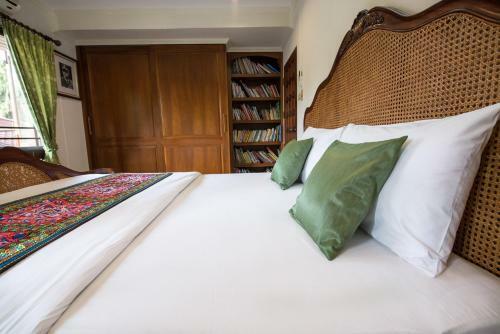 Hostal Phuttal Residence