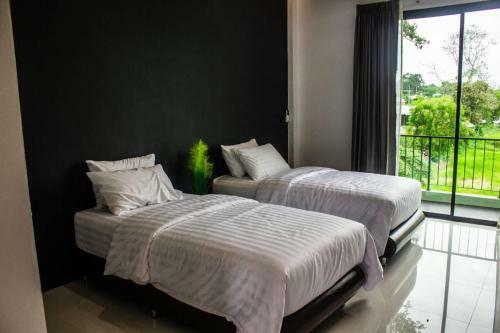Hotel De Vine House