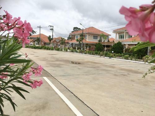 Boonbundal Hotel