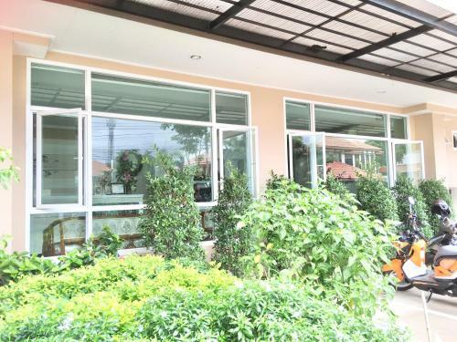 Boonbundal Hotel