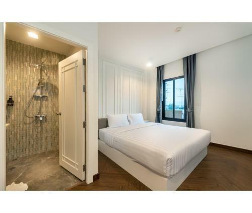 Nine River Hotel