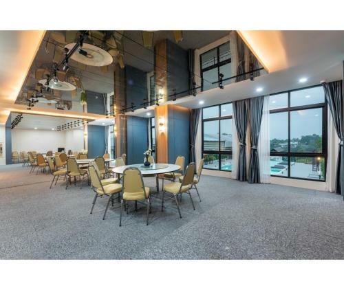 Nine River Hotel