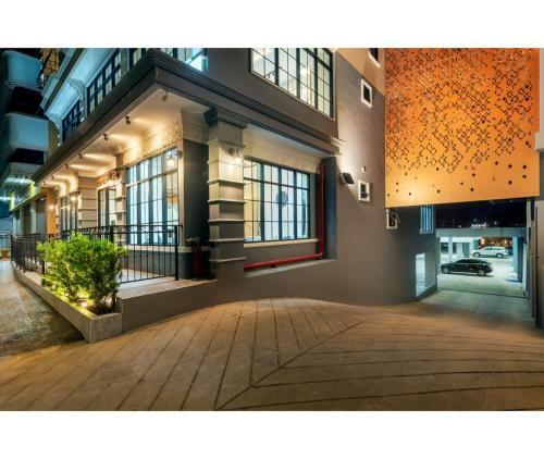 Nine River Hotel