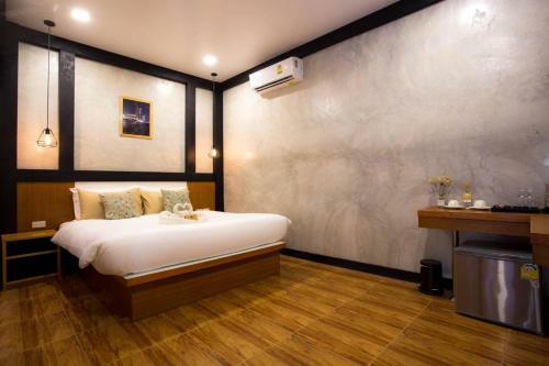 Hotel The Sun Resort Ratchaburi