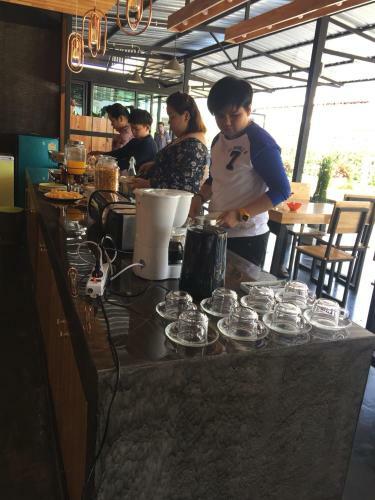 Hotel The Sun Resort Ratchaburi