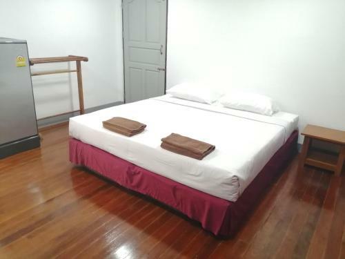 Hotel Jansom Beach Resort