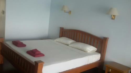 Hotel Jansom Beach Resort
