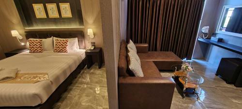 The Room Boutique Hotel