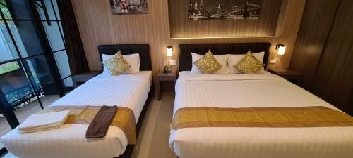 The Room Boutique Hotel