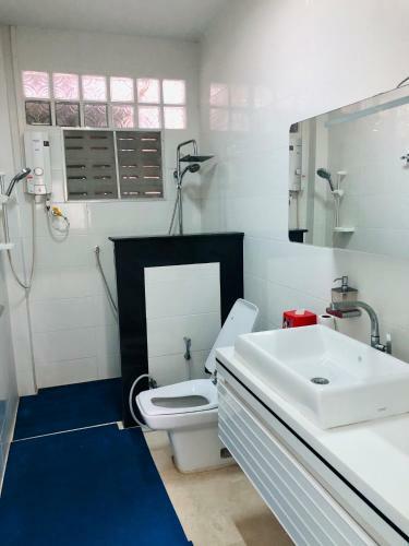 Hostal Tpp Pool House