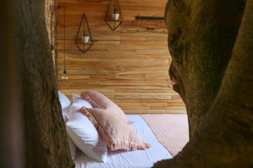 Lodge Roots Tree House