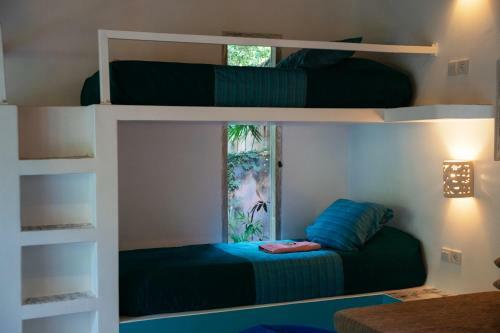 Hotel Rapture Surfcamps Green Bowl