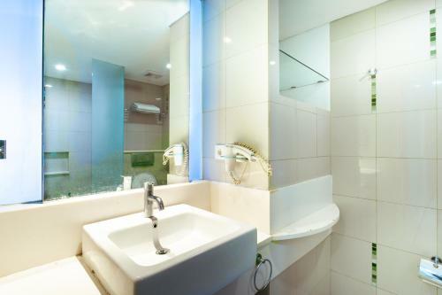 Hostal New Jimbaran Hotel