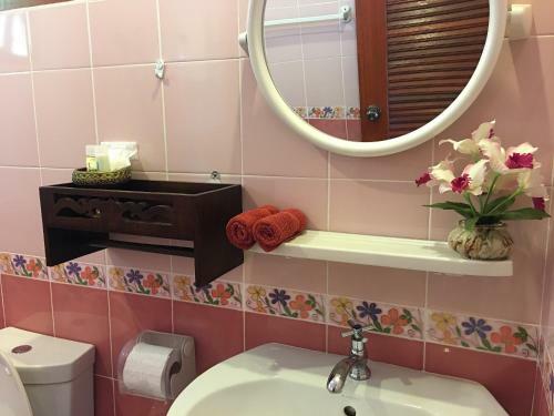 Panatsaya Homestay