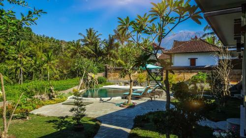Dana Bali Ricefield Villa