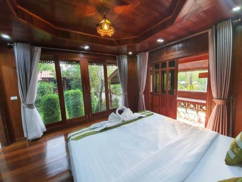 Hostal ????????????-????????????