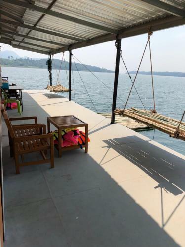 Sripech Raft