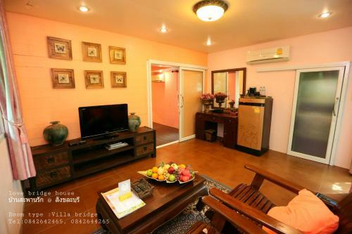 Hotel Love Bridge House ????????????