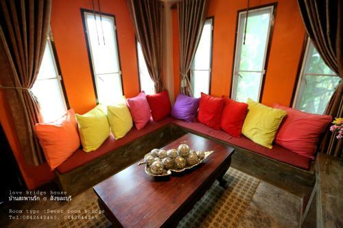 Hotel Love Bridge House ????????????