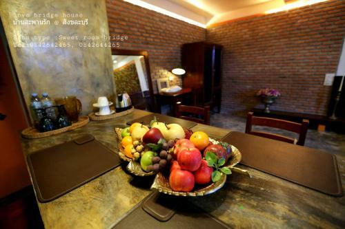 Hotel Love Bridge House ????????????