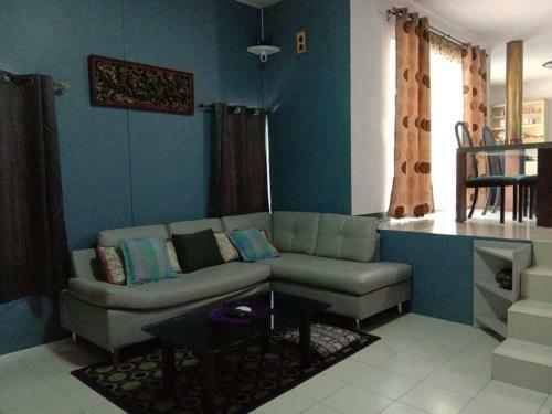 Blue Villa @pinery Park Beach Rayong 2bdr Villa