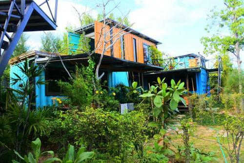 Hotel Beach Box Resort At Rimlay Rayong