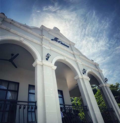 Bed & Breakfast Je T'aime Cafe & Villa