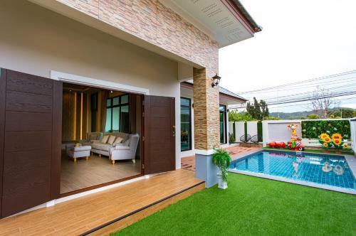 Uzeason Poolvilla Sattahip
