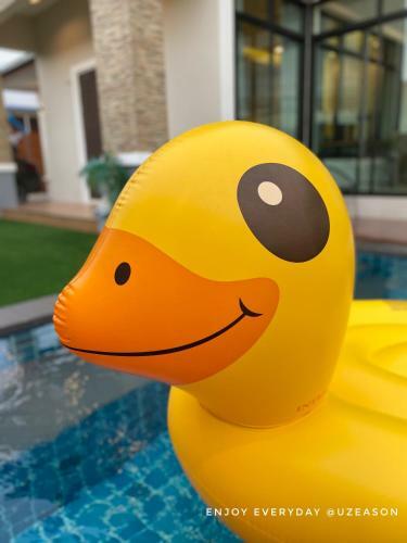 Uzeason Poolvilla Sattahip