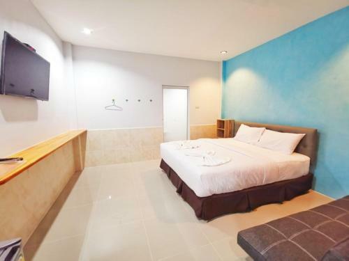 Hotel ???????? ????? ?????? ??????? ( Little Hill Sattahip Resort )