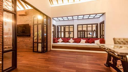 Luxury European Apartment