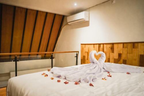 Hotel E Luxury Suites Seminyak By Innapps