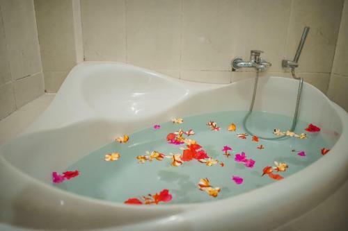 Hotel E Luxury Suites Seminyak By Innapps