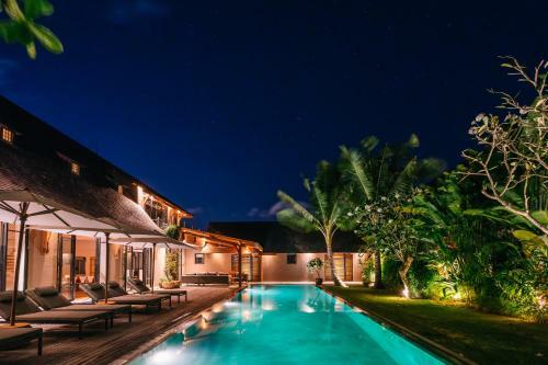 Spacious, Light, Cozy Designed Villa In Fantastic Location