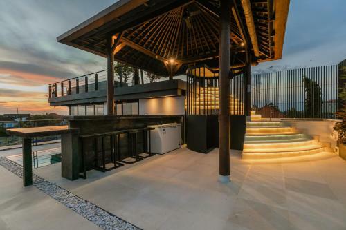 Sri Laksmi Luxury Villa