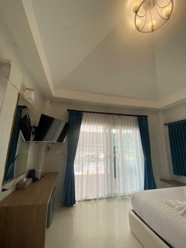Hotel ???????? ????? The Pine Songkhla