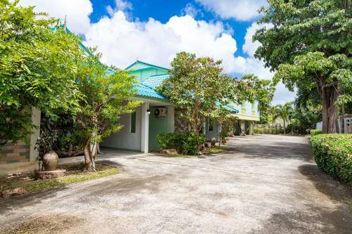 Hotel Khum Suk Resort