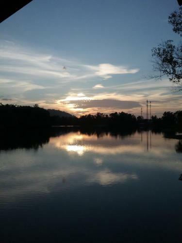 Hostal Khum Thong Resort