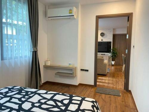 Apartamento 2br Service Condo In Sriracha
