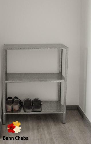 Apartamento Bann Chaba Hostel