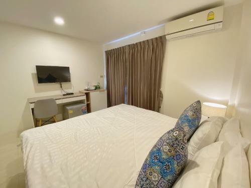 Mystays Phuket Sha Plus