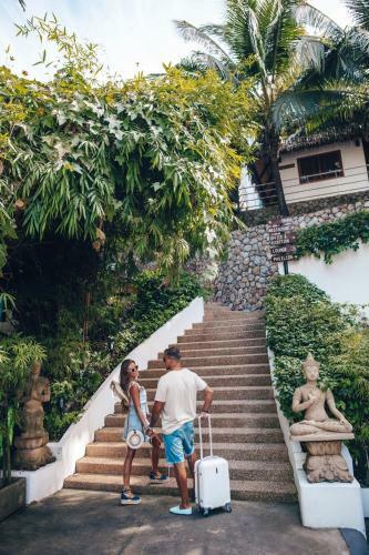 Hotel Santosa Detox Retreat